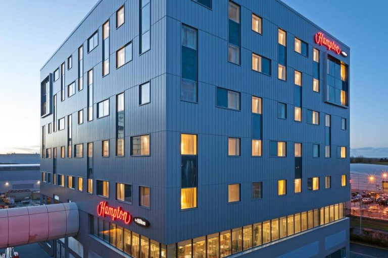 Hampton by Hilton London Gatwick North Terminal